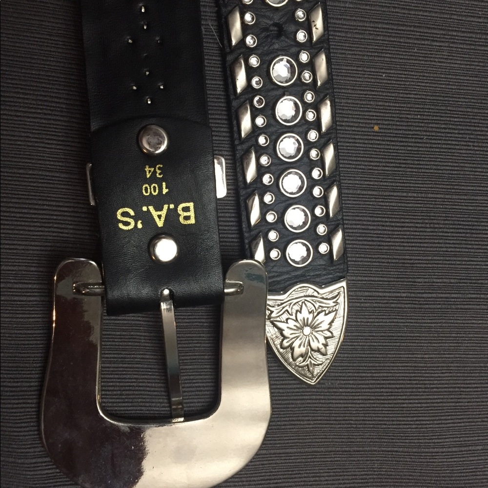 Rods western palace belt🤩 - Picture 3 of 6